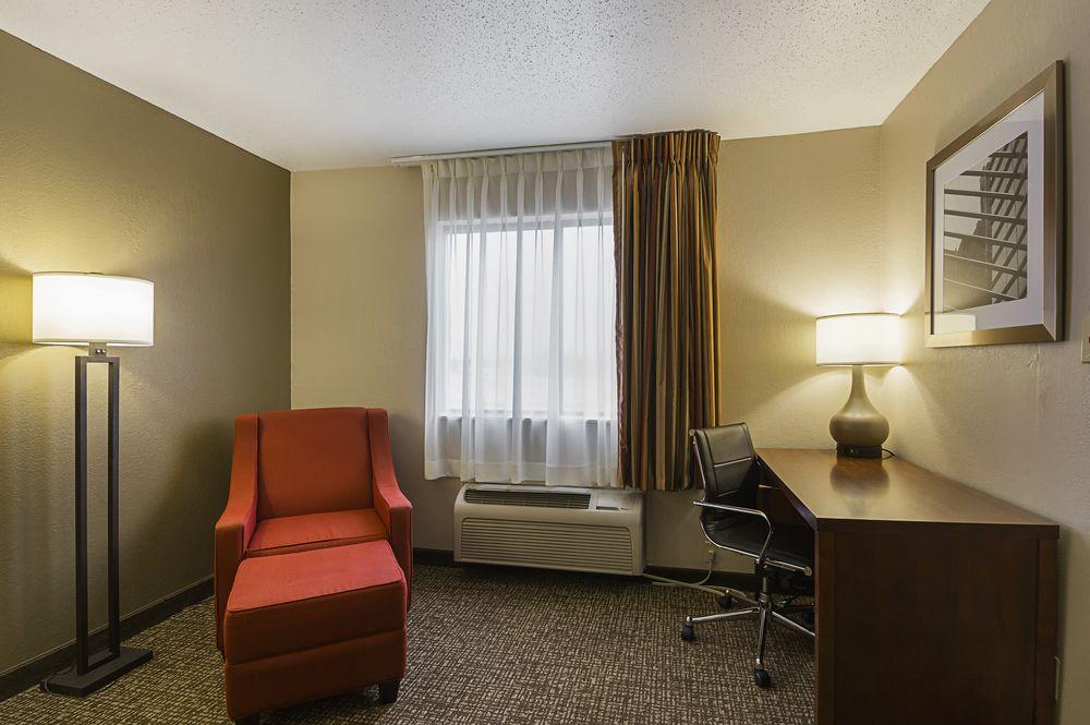 Quality Inn Waverly Ngoại thất bức ảnh