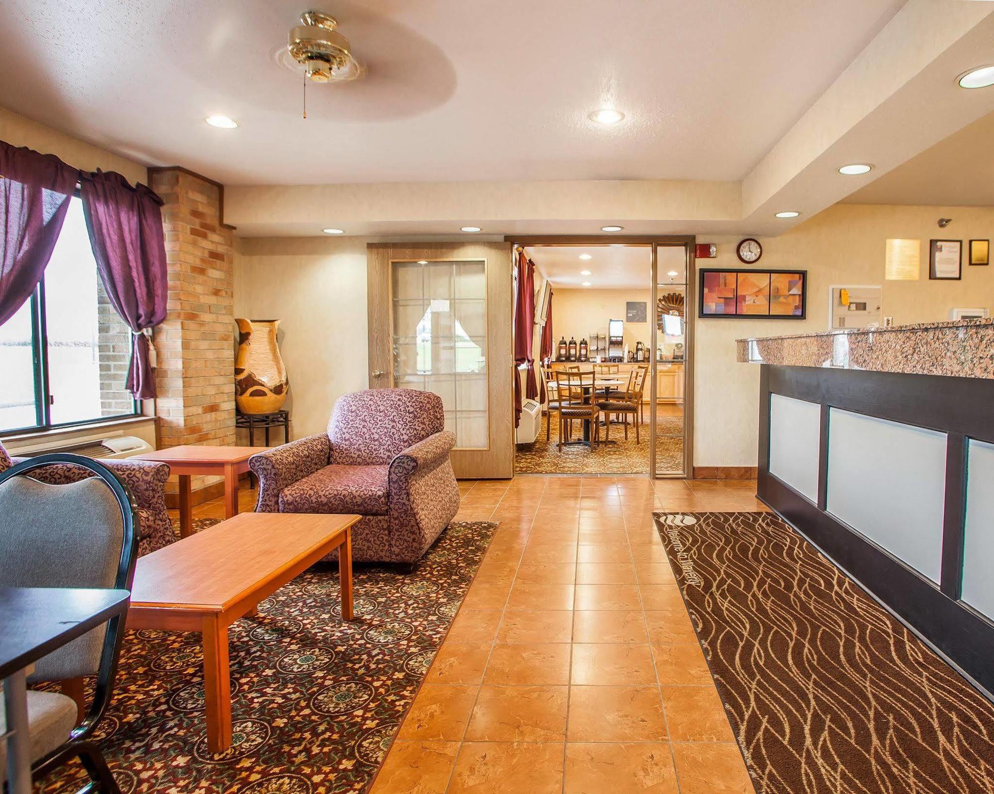Quality Inn Waverly Ngoại thất bức ảnh